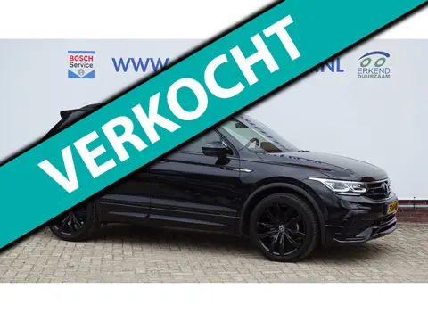 Volkswagen Tiguan 1.5 TSI R-Line|Adaptief|Trekhaak|Camera|Pano