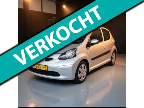 Toyota Aygo 1.0-12V +airco-nieuwe koppeling-elek ramen