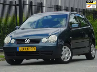 Volkswagen Polo 1.4-16V Highline AUTOMAAT 5DRS NAP/AC/CRUISE