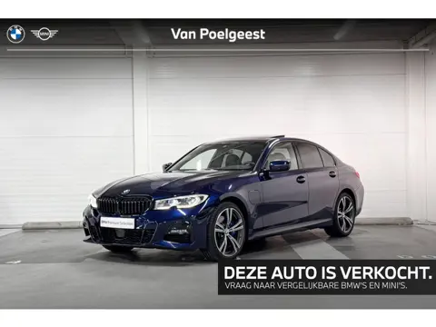 BMW 3 Serie Sedan 320e Business Edition Plus | M-Sport | Schuif/Kantel dak | Head-Up Display | HiFi 