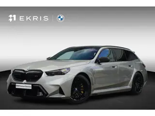 BMW M5 Touring | M Carbon-keramische remmen | M Driver's Pack | Hemelbekleding Alcantara | Panoramad