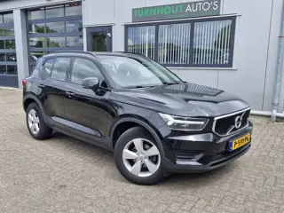 Volvo XC40 T2 Momentum (bj 2022)
