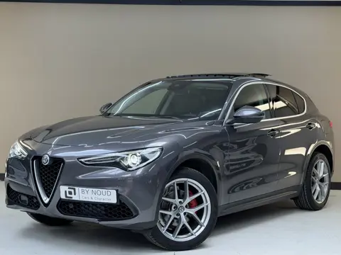 Alfa Romeo Stelvio 2.0 T AWD Super, 280Pk, 2017, 2de eigenaar, Panoramadak, Volledig leder, 20" velg