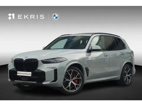 BMW X5 xDrive50e M Sport Pro | Panoramdak Sky Lounge | Comfortstoelen | Head-up | Rondomzicht Camera