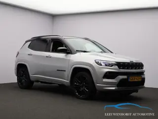 Jeep Compass 4xe 240 Plug-in Hybrid Electric S (bj 2022)