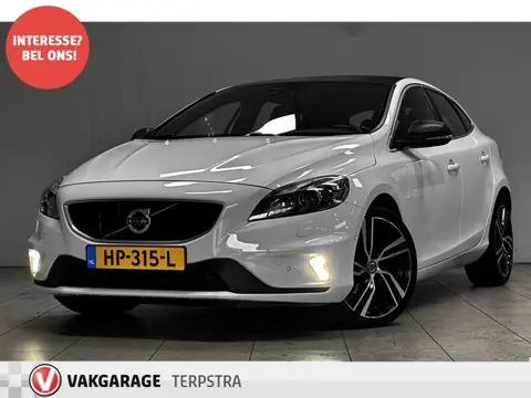 Volvo V40 2.0 D2 R-Design/ 18'' LMV/ Bi-Xenon/ Zwarte-Hemel/ Voorruitverw./ Leder-Alcantara/ Stoelve