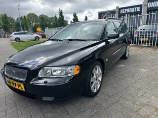 Volvo V70 2.5T Summum