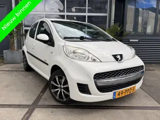 Peugeot 107 1.0-12V Millesim 200 Airco Toerenteller 5drs NAP! Inruil mogelij