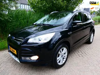 Ford Kuga 1.5 Titanium Styling Pack 150pk Clima Navi Trekhaak 2.000kg.