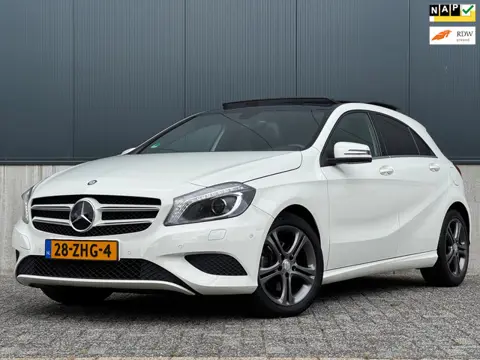 Mercedes-Benz A-klasse 180 Ambition|PANO|6BAK|LEDER|NAVI|XENON|PSENSOR|