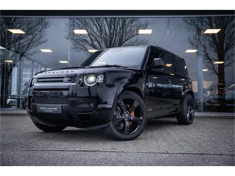 Land Rover Defender 110 P300e 110 X-Dynamic HSE ** HUD ** Trekhaak ** Panodak ** Koelbox Elektrisch 