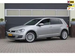 Volkswagen Golf 1.2 TSI Trend Edition | Trekhaak | PDC |