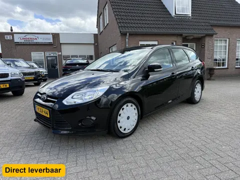 Ford FOCUS Wagon 1.6 TDCI Navigatie Airco Cruisecontr. APK 2027