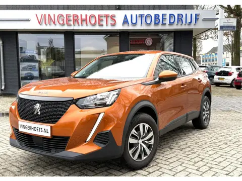 Peugeot 2008 100 Pk. Benzine Active Kenteken JXJ-50-N. * Airco * Cruise Control * Stoelverwarming * 