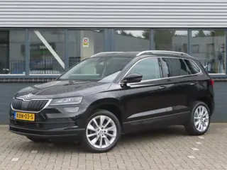 Škoda Karoq 1.5 TSI ACT Style DSG | sportstoelen | groot nav | voorruitverwarming | stoelverwarming 