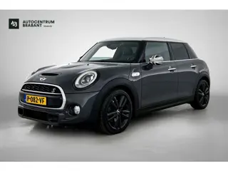 Mini Mini 2.0 Cooper S Serious Business( Goed OnderH, Navi Pro, StoelV, Parkeersensoren, Leder, Sfee