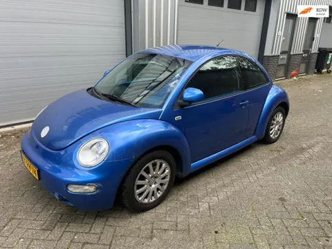 Volkswagen New Beetle 2.0 Highline! AIRCO! BOEKJES!