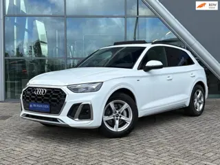 Audi Q5 55 TFSI e S edition Competition 367pk Luchtvering / Trekhaak / Panoramadak