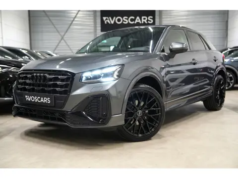 Audi Q2 35 TFSI S Edition * Fabrieksgarantie - Virtual - Matrix - Camera - Keyless - 19" - Blind Spo