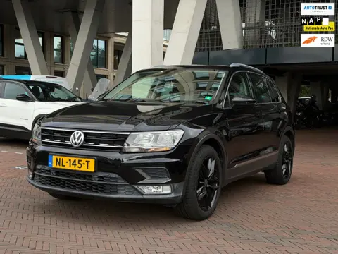 Volkswagen Tiguan 1.4 TSI Comfortline Dealer Onderhouden Zeer Nette Staat Pano Cruise PDC Carplay