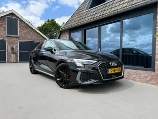 Audi A3 Limousine 30 TFSI S edition