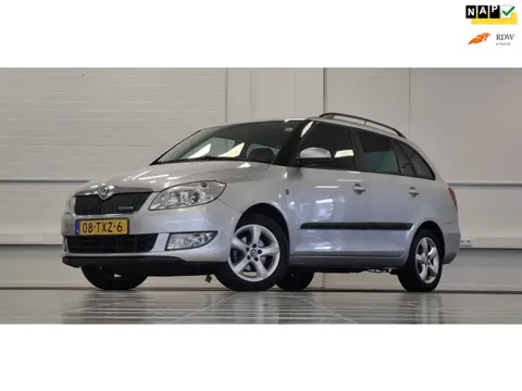 Skoda Fabia Combi 1.2 TDI Businessline Lerenbekleding Navi PDC Trekhaak
