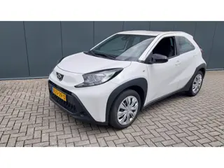 Toyota Aygo X 1.0 VVT-i MT Play//AIRCO //CAMERA//CRUISE//28000 KM !!