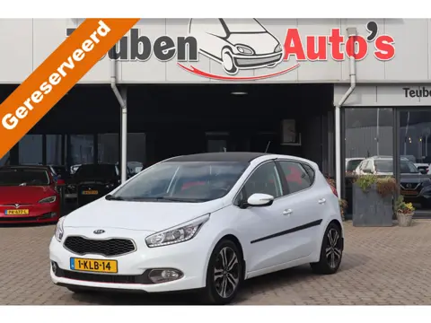 Kia cee'd 1.6 GDI Business Pack Navigatie, Camera, Climate control, Trekhaak, Cruise control, Elektr