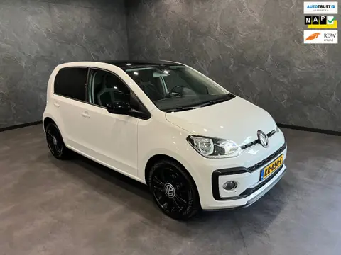 Volkswagen Up! 1.0 TSI 90PK BMT high up! FACELIFT CAMERA NAP