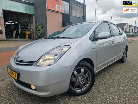 Toyota Prius 1.5 VVT-i Tech Edition GARANTIE