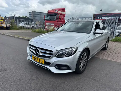 Mercedes-Benz C-klasse 220 CDI INJECTOR NOT GOOD !!!!!!