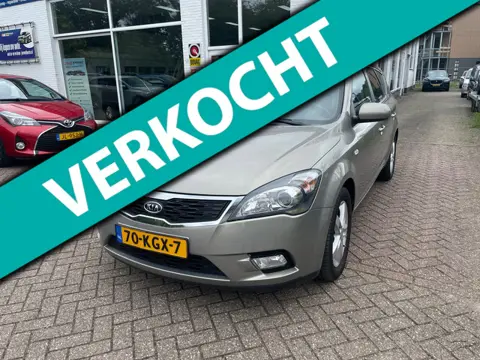 Kia Cee'd Sporty Wagon 1.4 CVVT X-ecutive