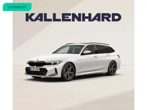 BMW 3 Serie Touring 330i xDrive - M-Sport Pro - Pano - Trekhaak - Comfort Pack - Adaptive LED