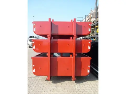 stapel containers kabel systeem