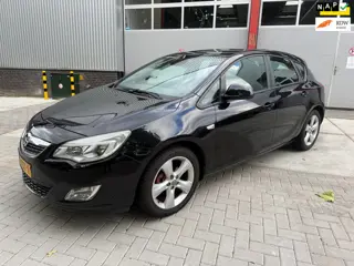 Opel Astra 1.4 Turbo Edition