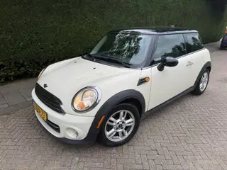 Mini 3-Deurs 1.6 Cooper Westminster/ Zwart Dak/ Elek.Ram. Air