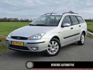 Ford Focus Wagon 1.6-16V Futura I Apple carplay I Ledere bekleding I Airco I Clima control