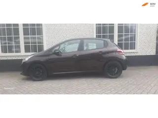 Peugeot 208 1.0 VTi Access CARPLAY.jaar apk
