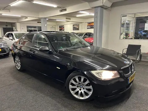 BMW 3-serie 318i*Automaat*Schuifdak*Sedan*Velgen (bj 2006)