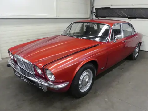 Jaguar XJ 4.2 - Automaat - Leer - OPKNAPPER