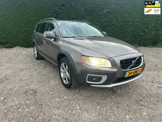 Volvo XC70 2.4 D5 Summum
