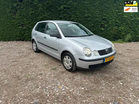 Volkswagen Polo 1.4-16V