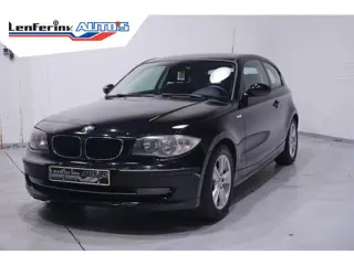 BMW 1-serie 116i Business Line airco sportstoelen stuurbediening stereo 16"-lmv regensensor
