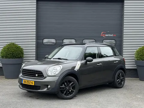 MINI Countryman 1.6 One Edition | Navigatie | Cruise Control | Lichtmetalen Velgen |