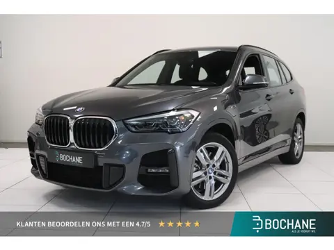 BMW X1 xDrive25e Executive | M-Sport | Navigatie | Parkeersensor | LED koplampen | Stoelverwarming |