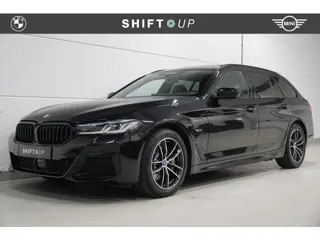 BMW 5-serie Touring 530e M-Sport | Panoramadak | CoPilot | Head Up