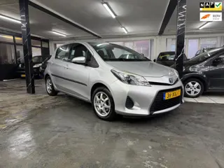 Toyota Yaris 1.5 Full Hybrid Aspiration Automaat