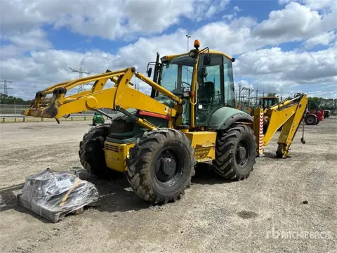 Komatsu WB97S-2