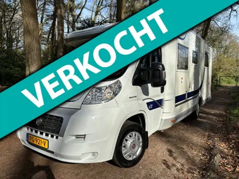 Mc louis tandy 672, QUEENSBED, AIRCO, LUIFEL, TV, 4 PERS, TREKHAAK, 6 VERSNELLINGEN, ETC...