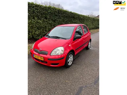 Toyota Yaris 1.0 VVT-i Idols